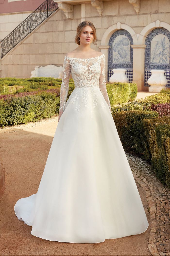 organza long sleeve wedding dress