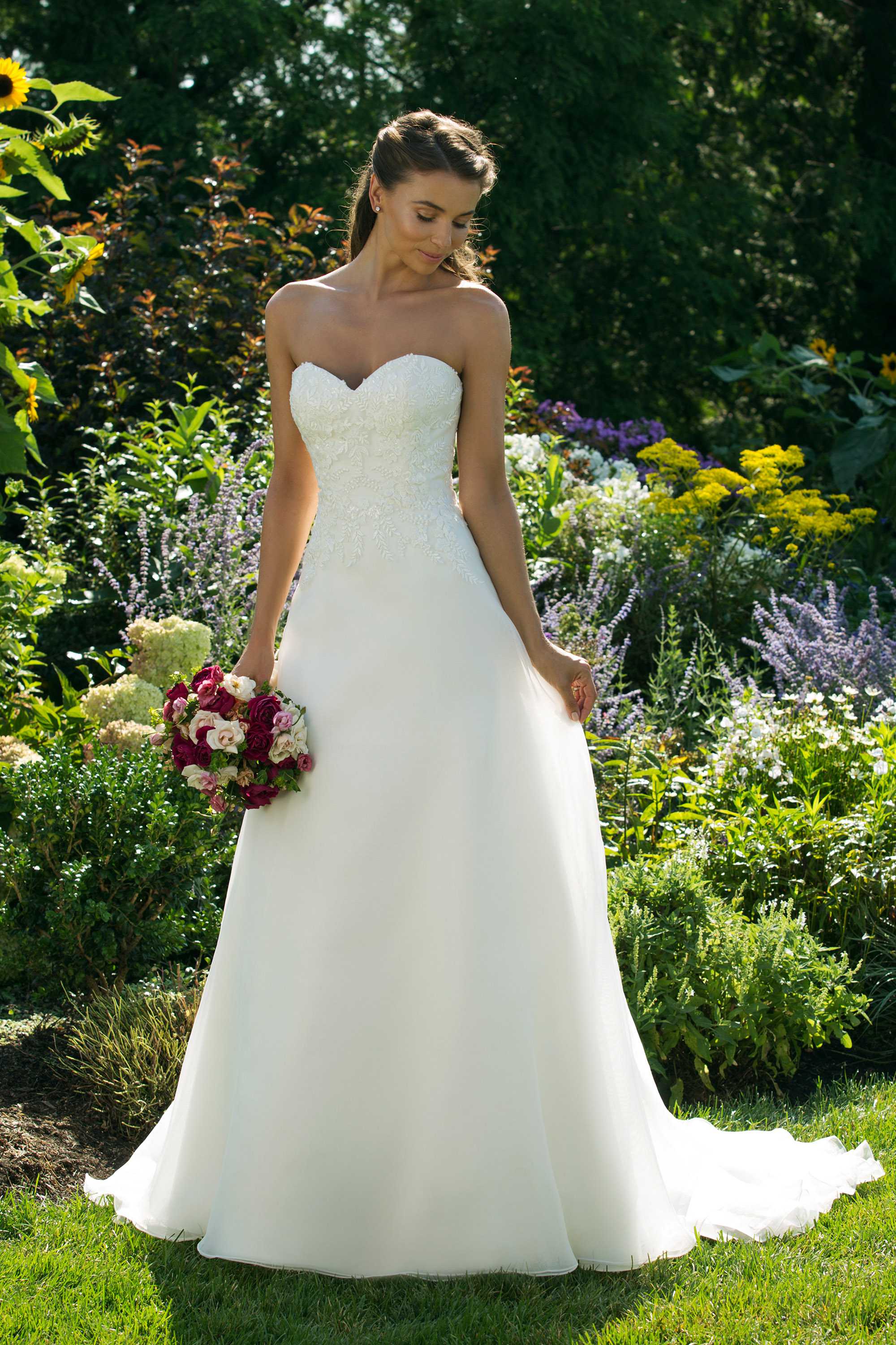 Camryn Sweetheart Stylish Long Gown main image 0
